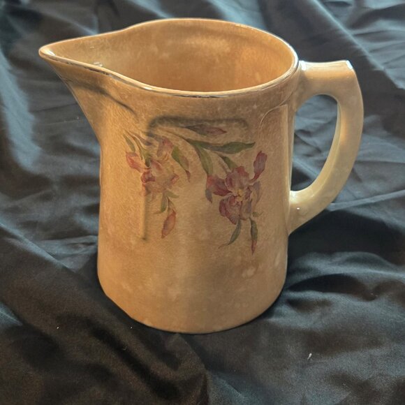 Vintage UNIVERSAL POTTERIES, Cambridge, Ohio Stoneware Floral Pitcher - Picture 8 of 10